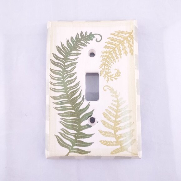 Ferns Leaf Now That's A Switch Single Plate Cover Hand Painted Ceramic Stoneware - Picture 1 of 5